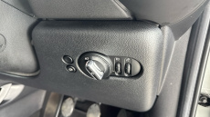 MINI Hatchback 1.5 Cooper Classic 5dr Petrol Hatchback